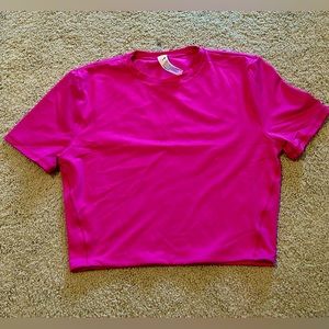 NWOT Lululemon Wundermost Crop Tee in Sonic Pink